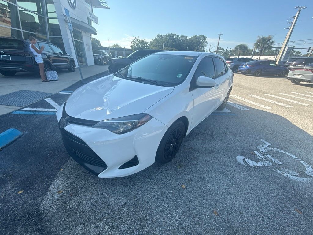 Used 2018 Toyota Corolla LE Sedan