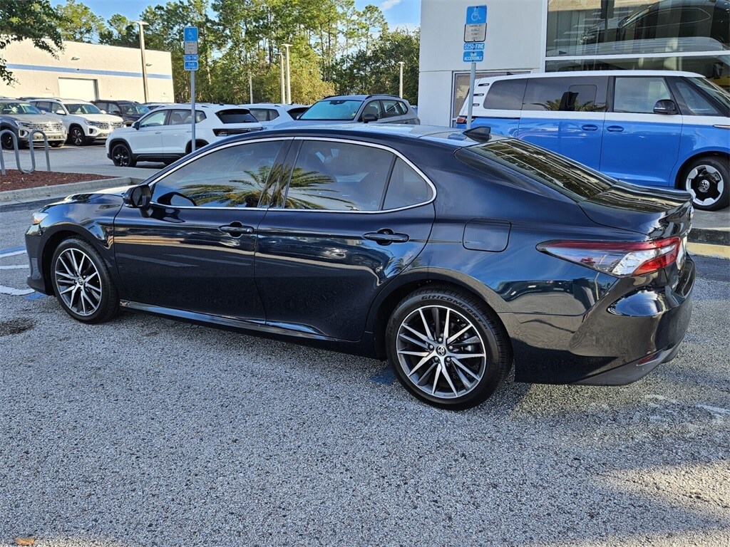 Used 2021 Toyota Camry XLE Sedan