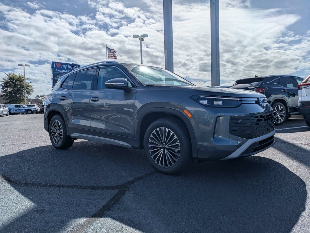 New 2026 Volkswagen Tiguan S SUV