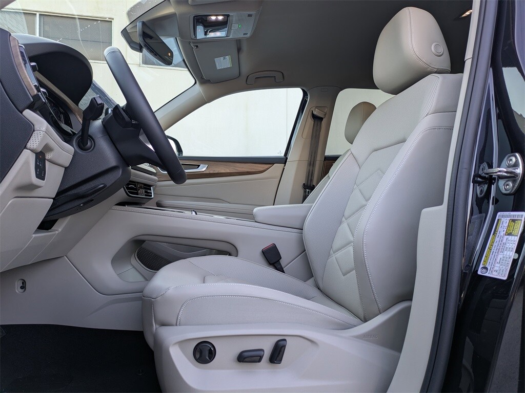 New 2026 Volkswagen Atlas 2.0T SE w/Technology SUV