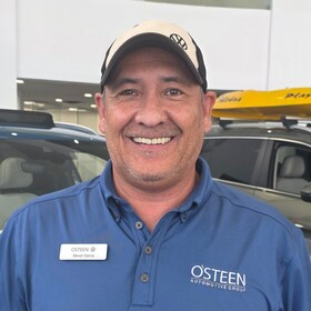Staff member Steven G. from ID_7325c9