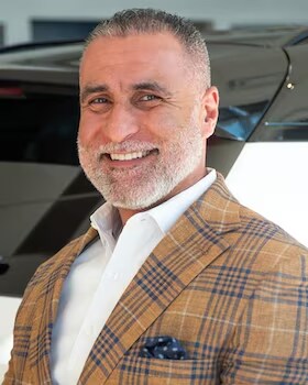 Staff member Ali Ansari from ID_194446