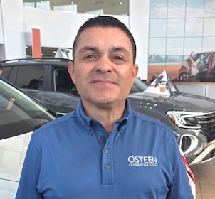 Staff member Freddy C. from ID_c20a0b