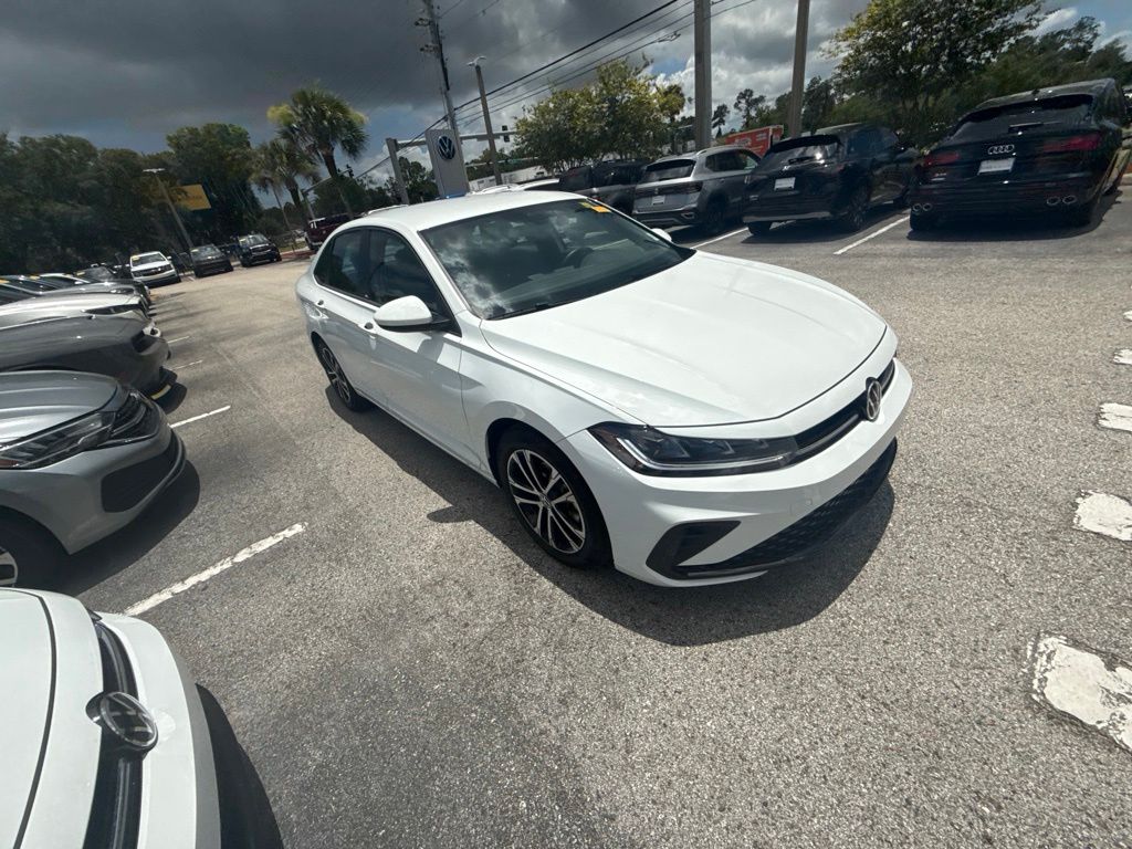 2026 Volkswagen Jetta Sport - Photo 10