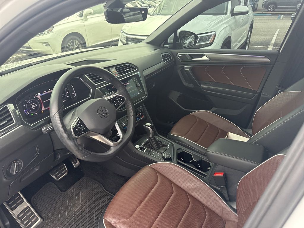 Used 2024 Volkswagen Tiguan 2.0T SEL R-Line SUV