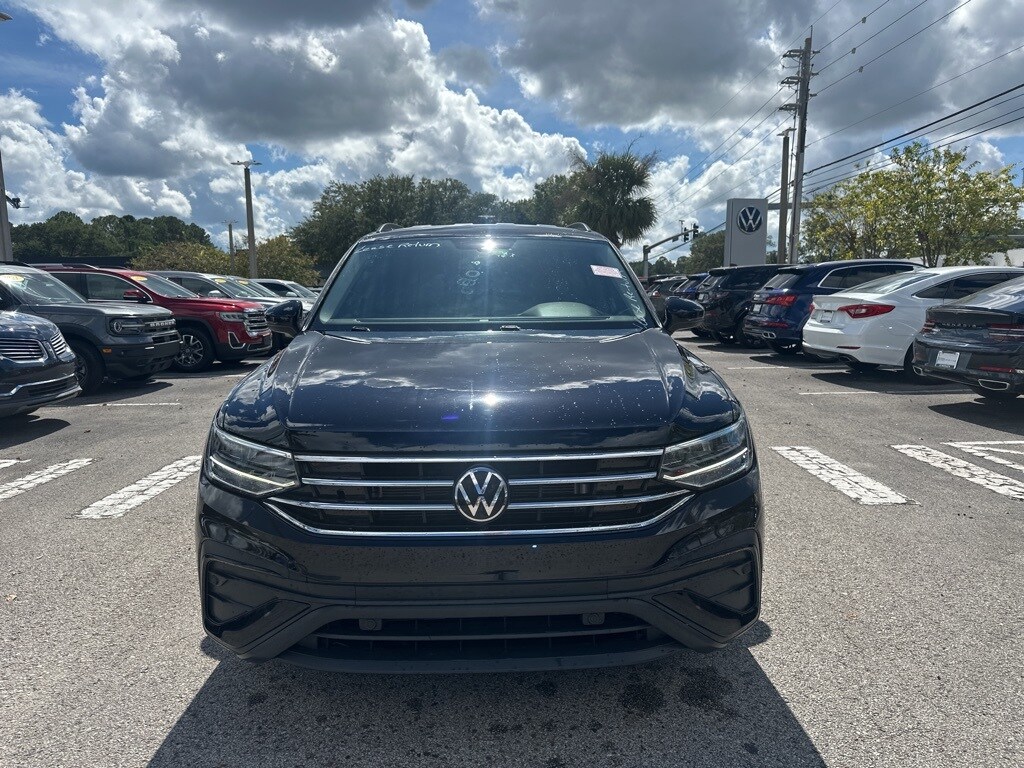 2023 Volkswagen Tiguan S photo 3
