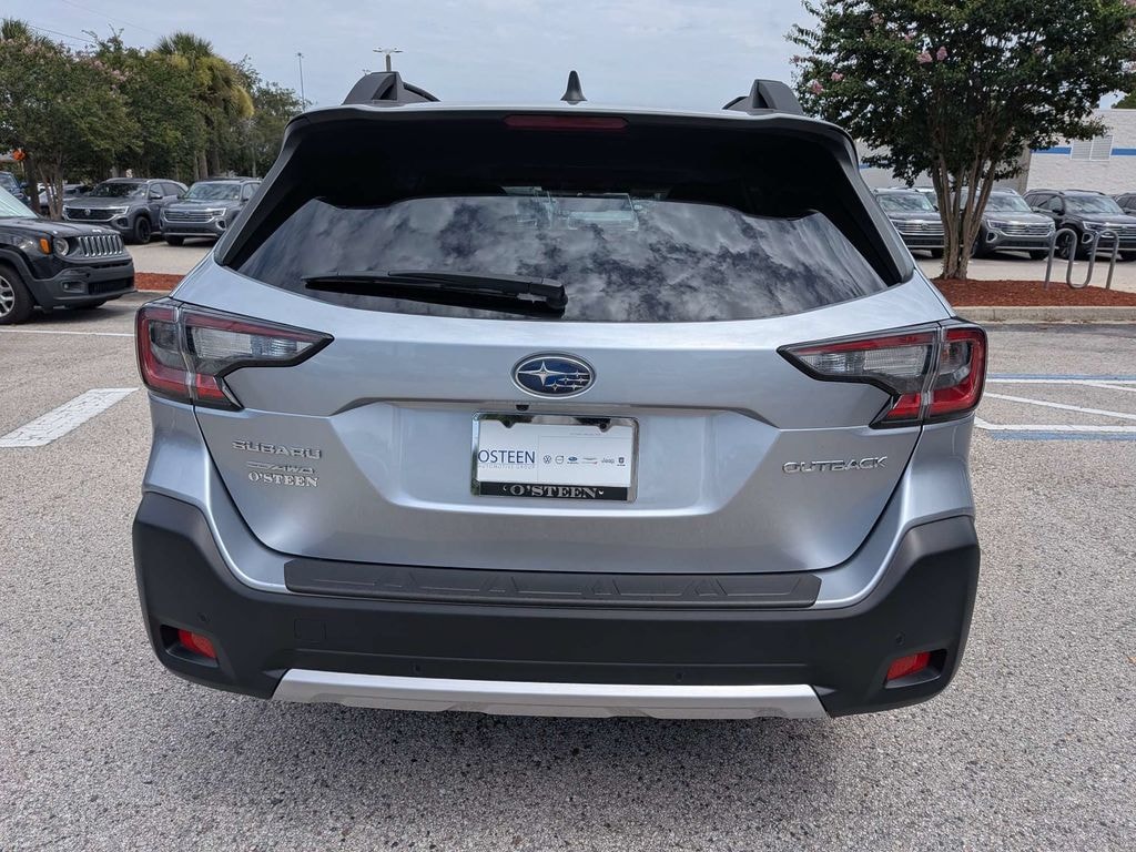 Used 2025 Subaru Outback Limited SUV
