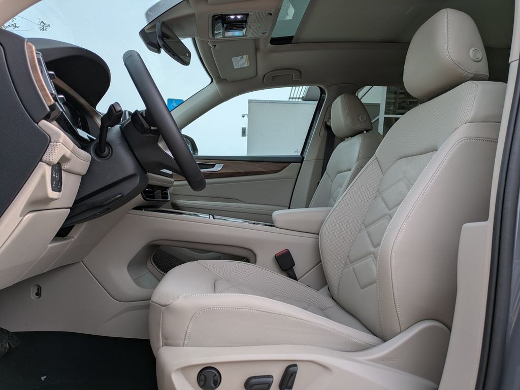 New 2026 Volkswagen Atlas 2.0T SE w/Technology SUV