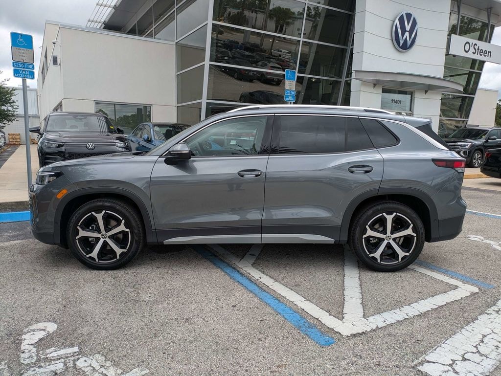 New 2026 Volkswagen Tiguan 2.0T SE SUV