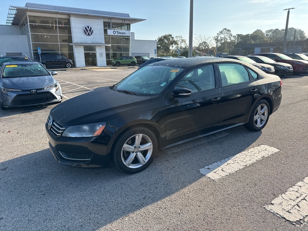 Used 2015 Volkswagen Passat 1.8T Limited Edition w/PZEV Sedan