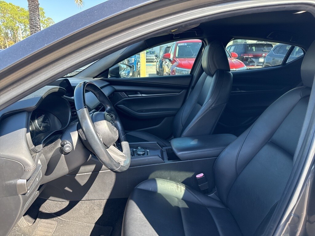 2020 Mazda Mazda3 Base Hatchback photo 2