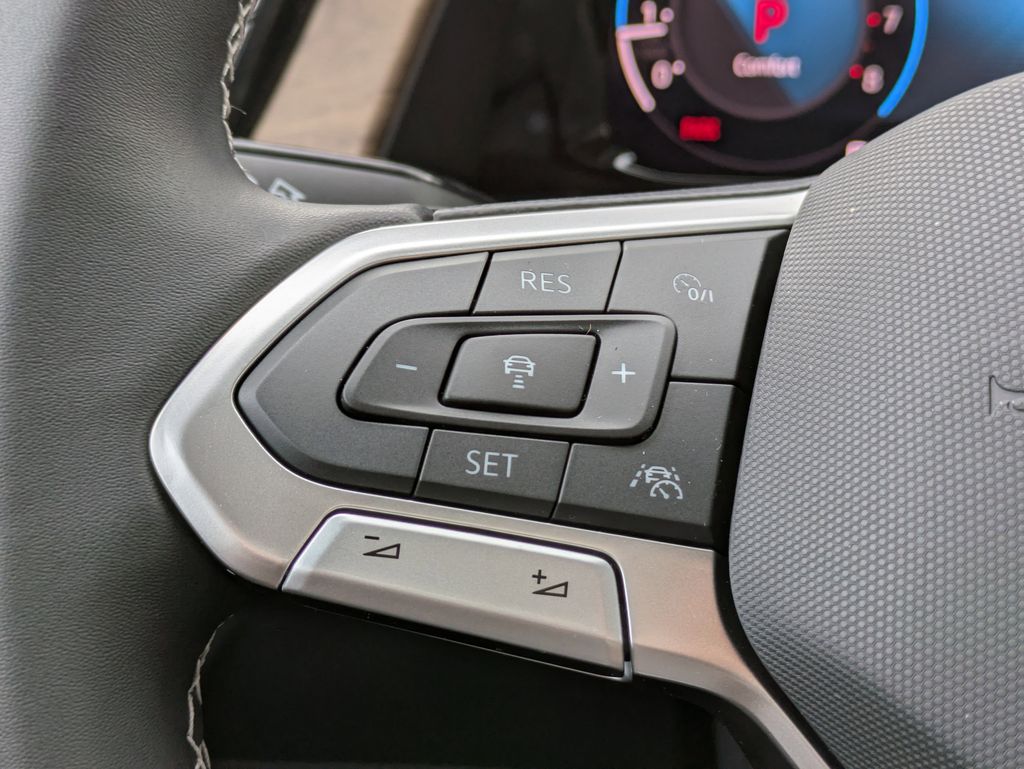 2026 Volkswagen Atlas SE w/Tech - Photo 35