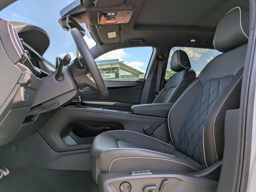 New 2026 Volkswagen Atlas Cross Sport 2.0T SEL Premium R-Line SUV