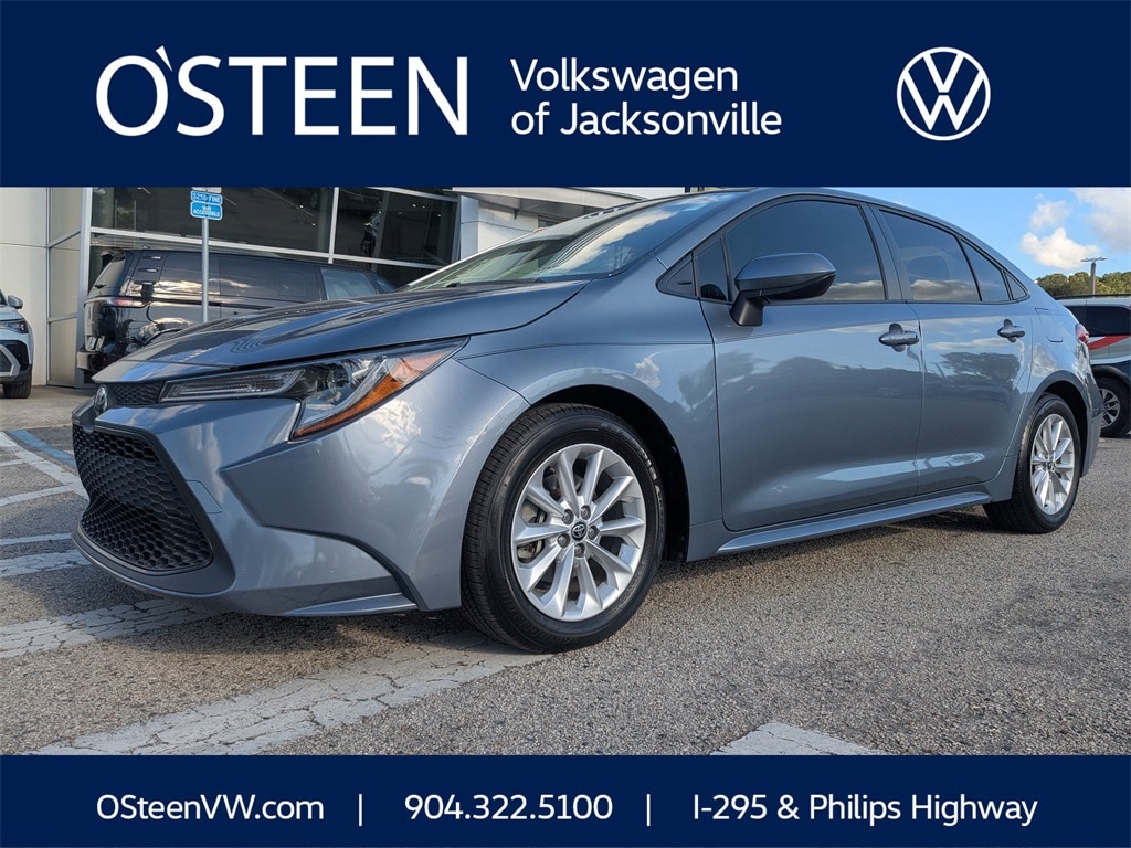 Used 2021 Toyota Corolla LE Sedan