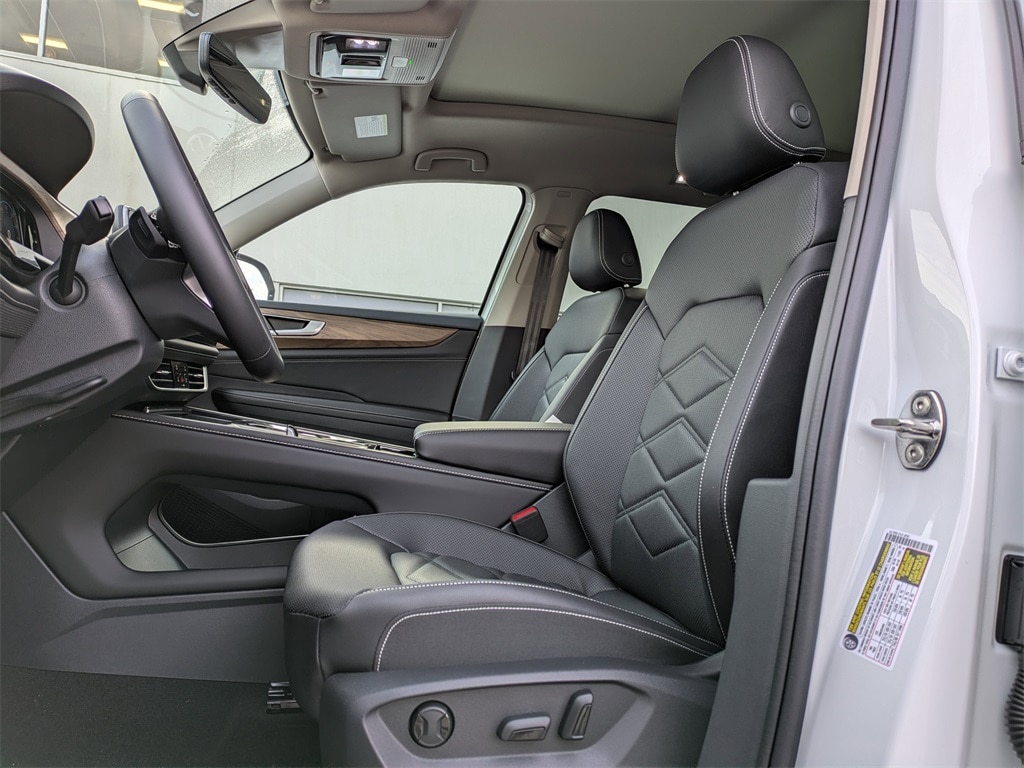 New 2026 Volkswagen Atlas 2.0T SE w/Technology SUV