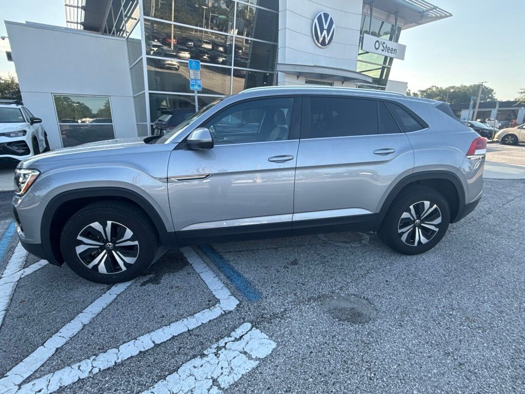 Used 2024 Volkswagen Atlas Cross Sport 2.0T SE SUV