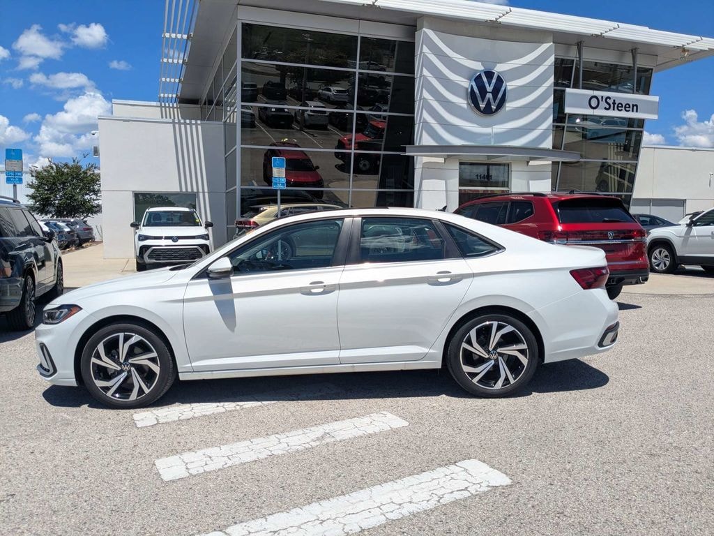 Certified 2026 Volkswagen Jetta 1.5T SEL Sedan