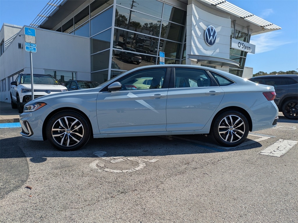 New 2026 Volkswagen Jetta 1.5T SE Sedan