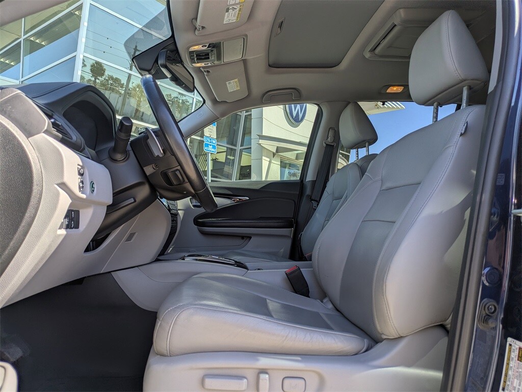 Used 2016 Honda Pilot Elite AWD SUV