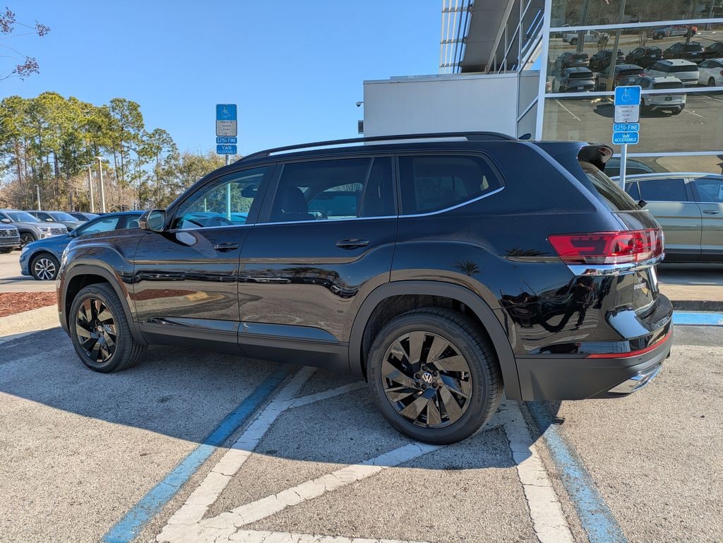 New 2026 Volkswagen Atlas 2.0T SE w/Technology SUV