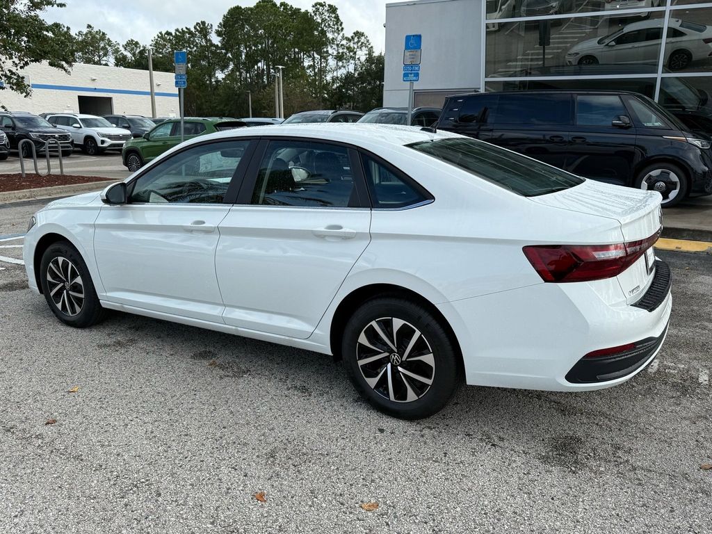 2026 Volkswagen Jetta S - Photo 5