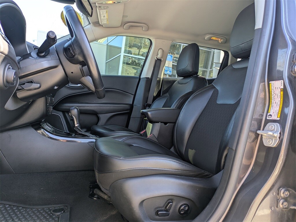 Used 2021 Jeep Compass Latitude SUV