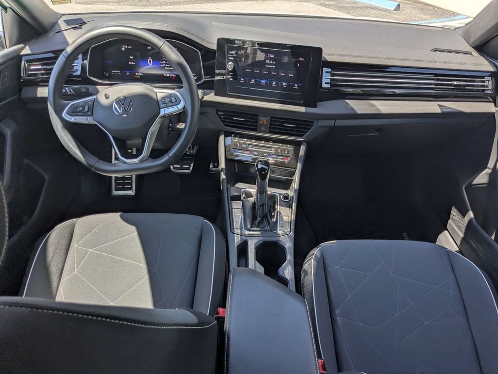 2026 Volkswagen Jetta Sport - Photo 18