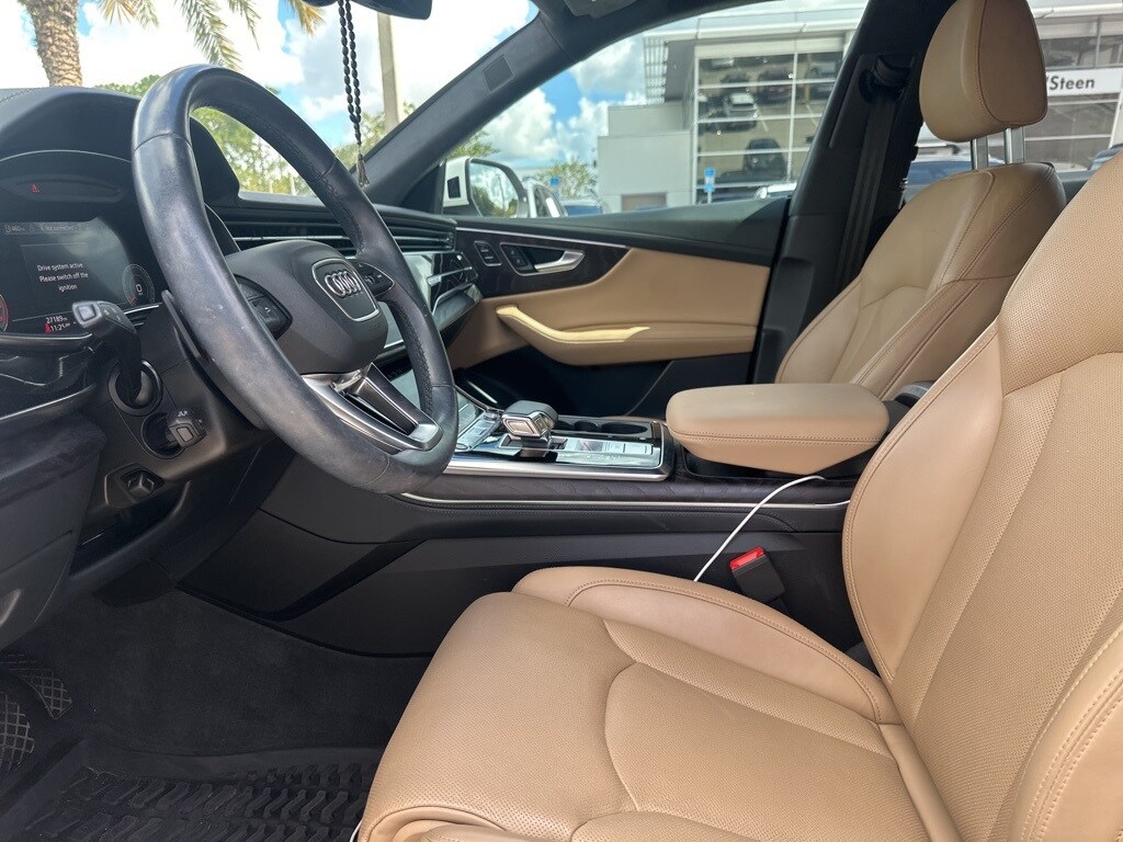 2023 Audi Q8 55 Premium photo 2