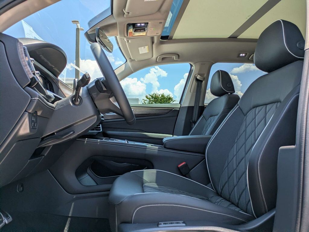 New 2026 Volkswagen Atlas 2.0T SEL Premium R-Line SUV