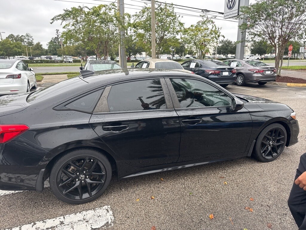 2022 Honda Civic Sport photo 3