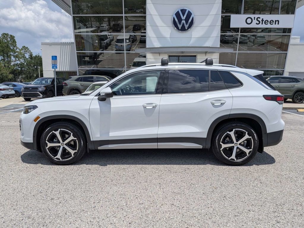 New 2026 Volkswagen Tiguan 2.0T SE SUV