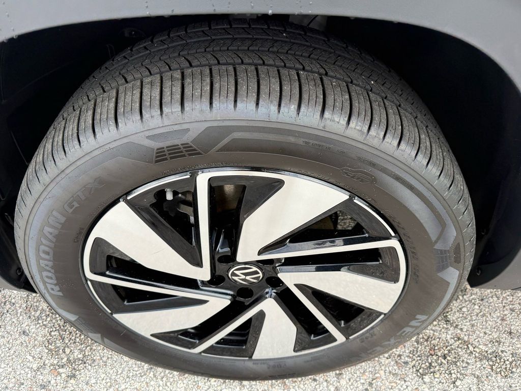 2026 Volkswagen Atlas SE w/Tech - Photo 24