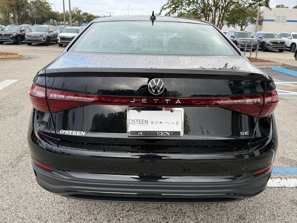 2026 Volkswagen Jetta SE - Photo 11