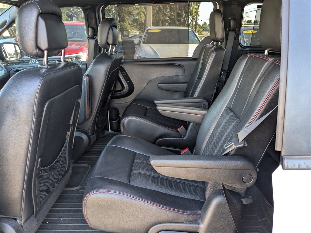 Used 2017 Dodge Grand Caravan GT Van