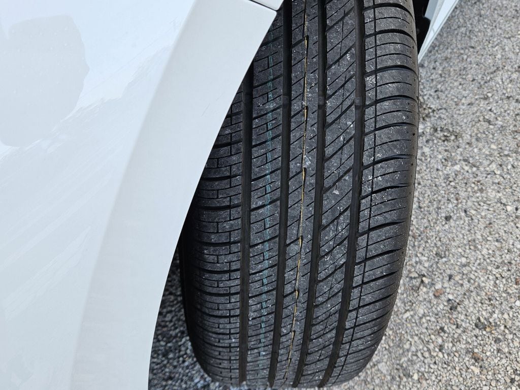 2026 Volkswagen Jetta Sport - Photo 26