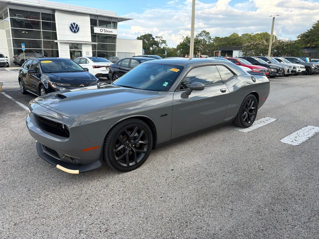 2023 Dodge Challenger R/T's photo