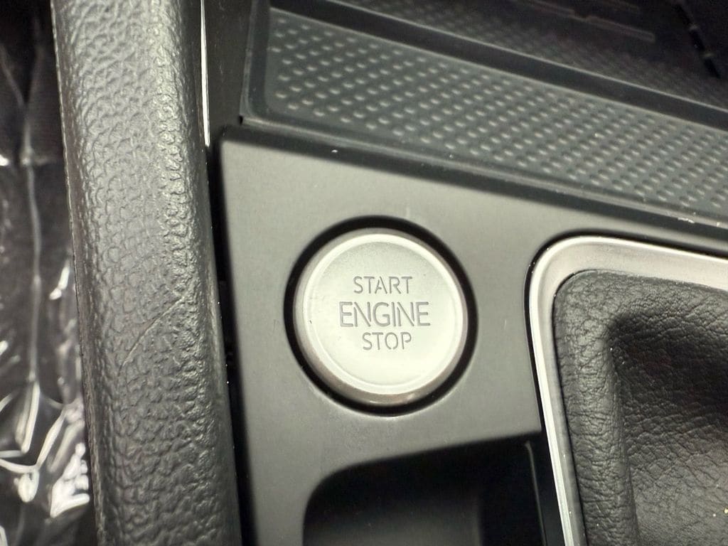 2026 Volkswagen Jetta SE - Photo 32