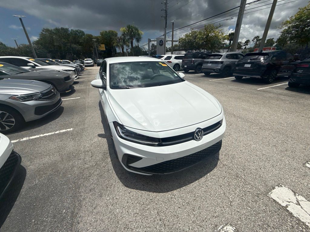 2026 Volkswagen Jetta Sport - Photo 9