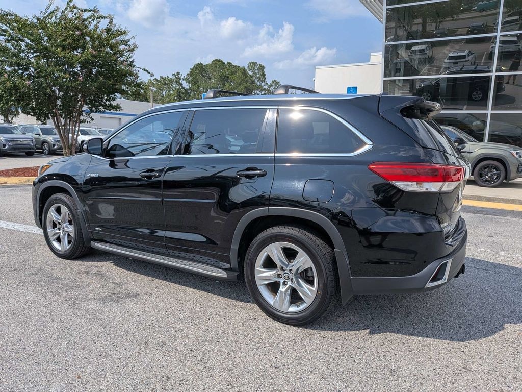 Used 2017 Toyota Highlander Hybrid Limited V6 SUV