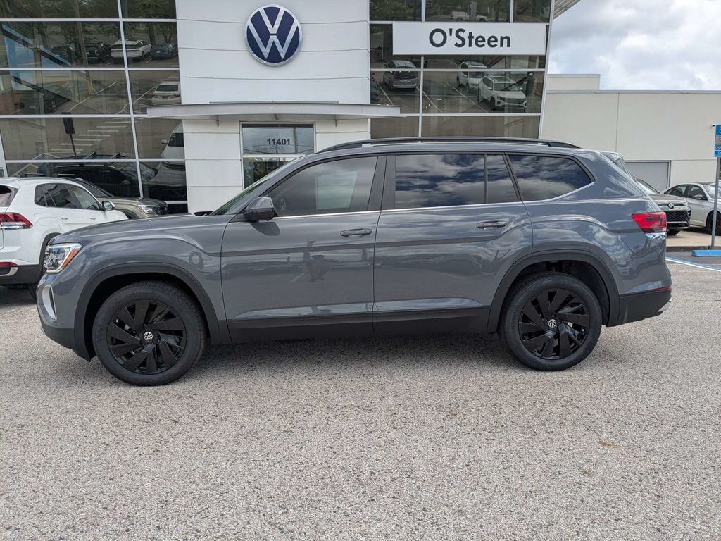 New 2026 Volkswagen Atlas SE w/Technology SUV