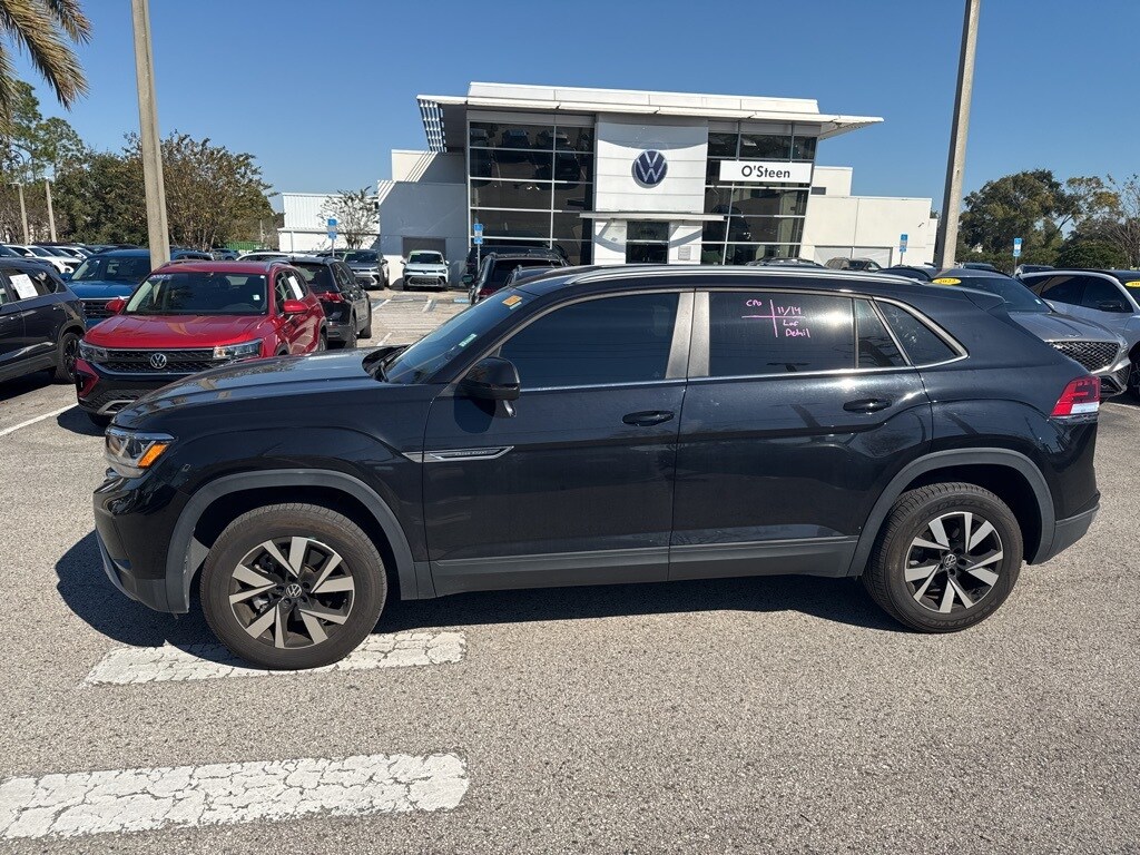Used 2022 Volkswagen Atlas Cross Sport 2.0T SE SUV