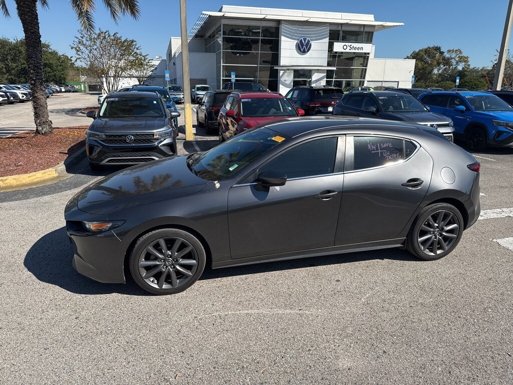 2020 Mazda Mazda3 Base Hatchback photo 3