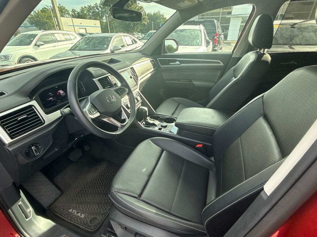 Used 2023 Volkswagen Atlas 3.6L V6 SE w/Technology SUV