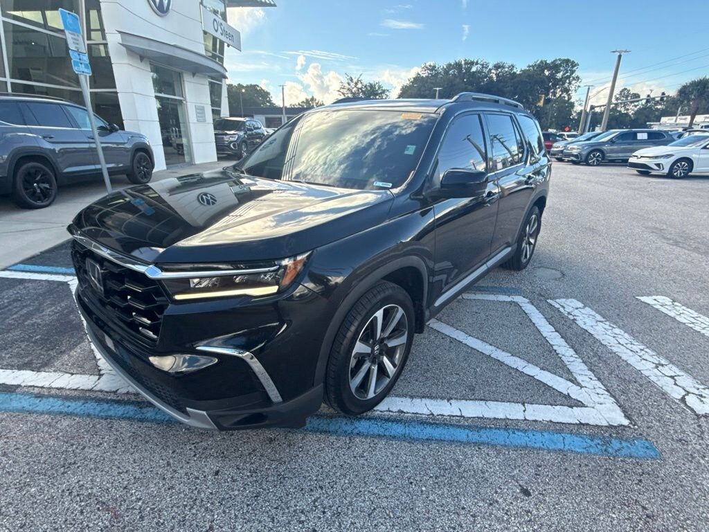 Used 2023 Honda Pilot Touring SUV