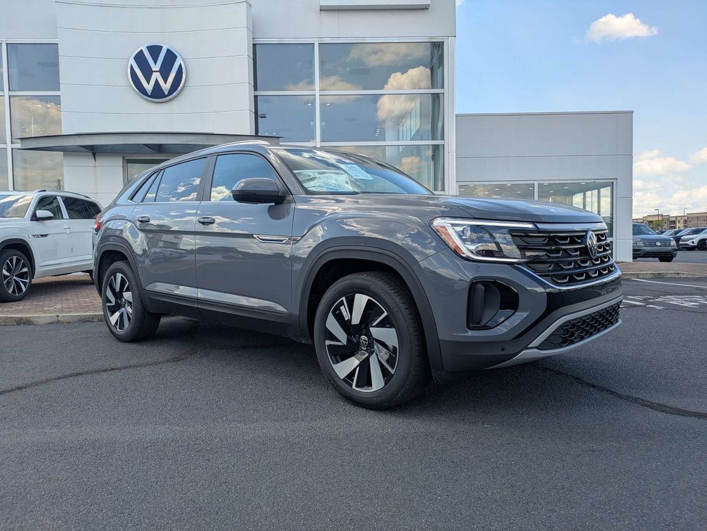 New 2026 Volkswagen Atlas Cross Sport 2.0T SE w/Technology SUV