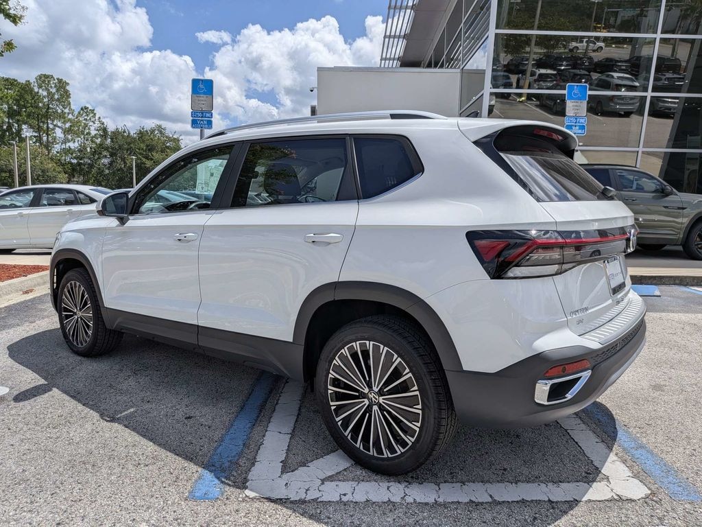 New 2026 Volkswagen Taos 1.5T SE SUV