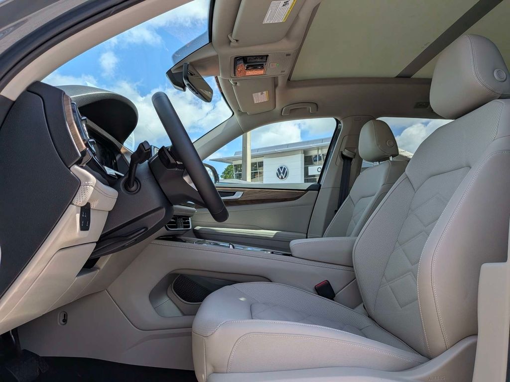 New 2026 Volkswagen Atlas 2.0T SE w/Technology SUV