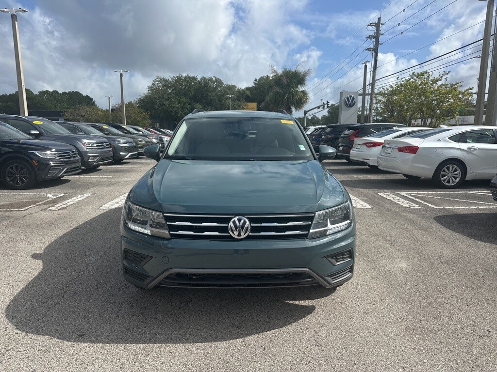 2019 Volkswagen Tiguan SE photo 2