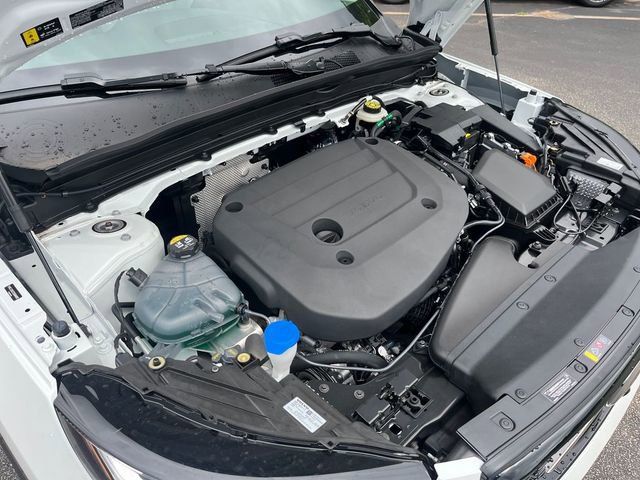 2025 Volvo XC40 Plus - Photo 28