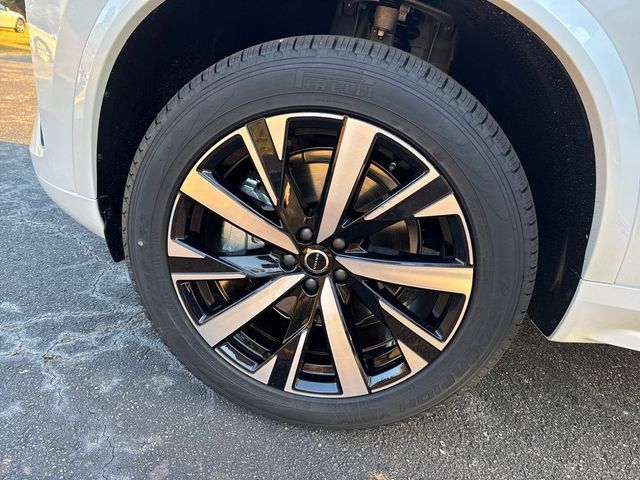 2026 Volvo XC90 Core - Photo 34